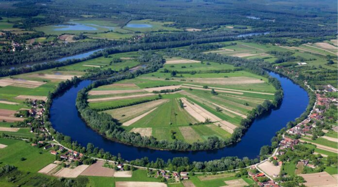 River vs Channel: sono la stessa cosa? River vs Channel: sono la stessa cosa?