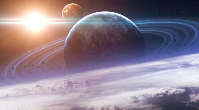 Quanto è lontano Saturno dalla Terra, dal Sole e da altri pianeti?
