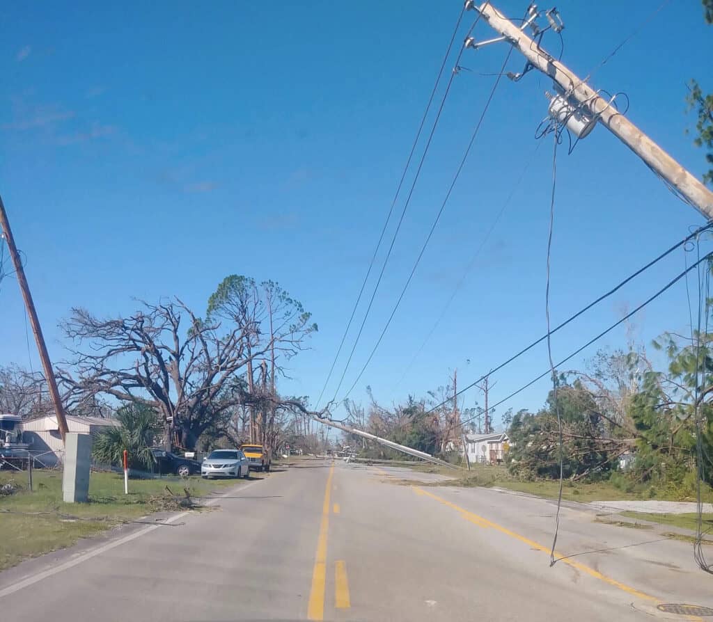 L'uragano Michael, 2018, Incidenti e disastri, Spiaggia, Affari