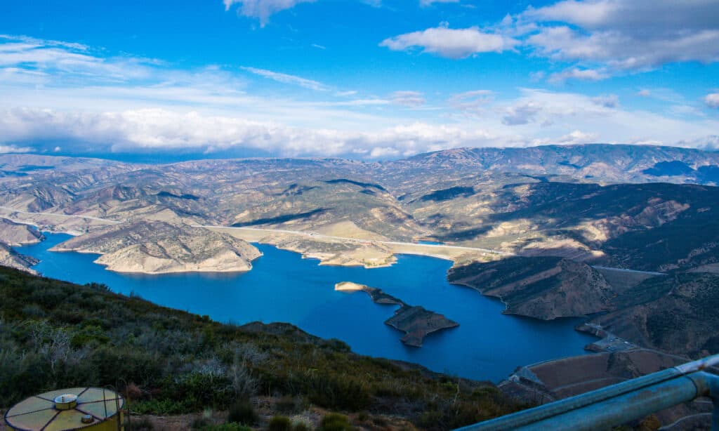 Lago Pyramid, CA