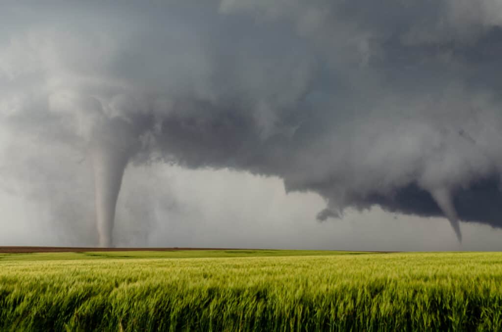 Due tornado