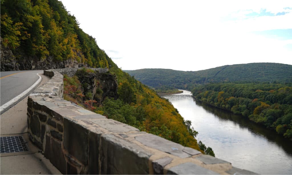 Fiume panoramico e ricreativo del Delaware superiore