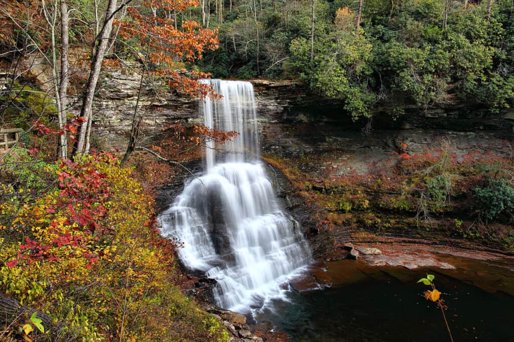 Cascate a cascata