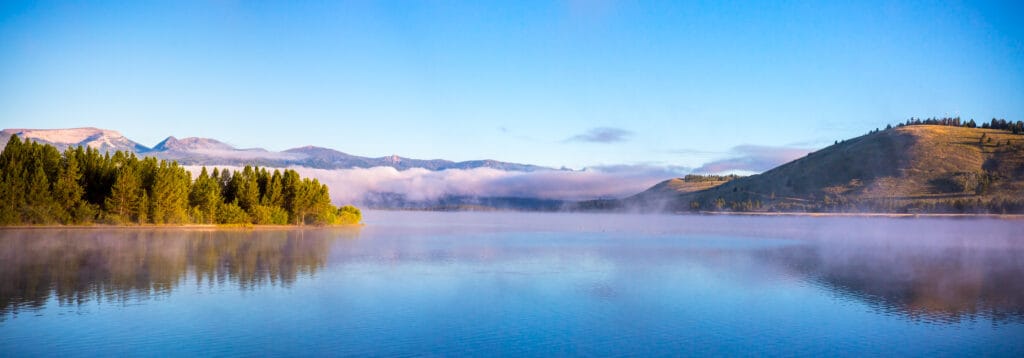 Lago Hebgen, Montana, USA