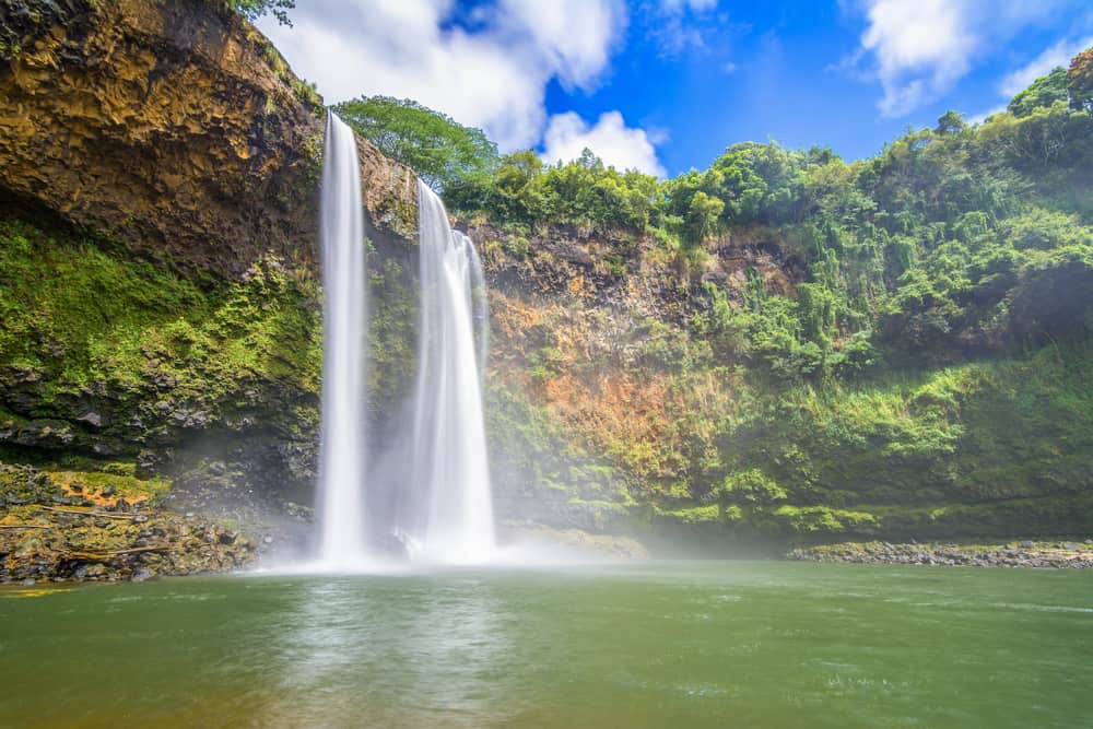 Incredibili cascate gemelle di Wailua sull'isola di Kauai, Hawaii