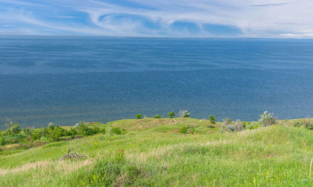 Bacino idrico di Kakhovka situato sul fiume Dnepr, Ucraina