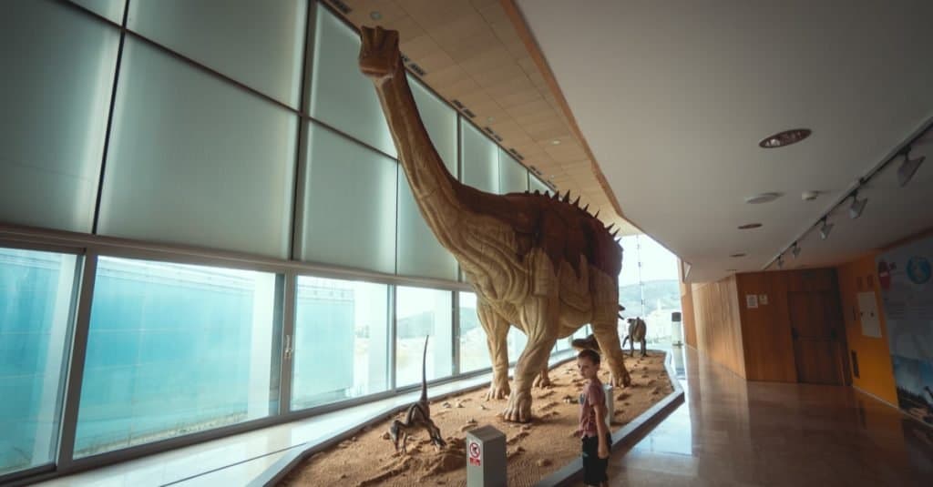 Due volte e mezzo più grande del T-Rex, questo dinosauro era enorme