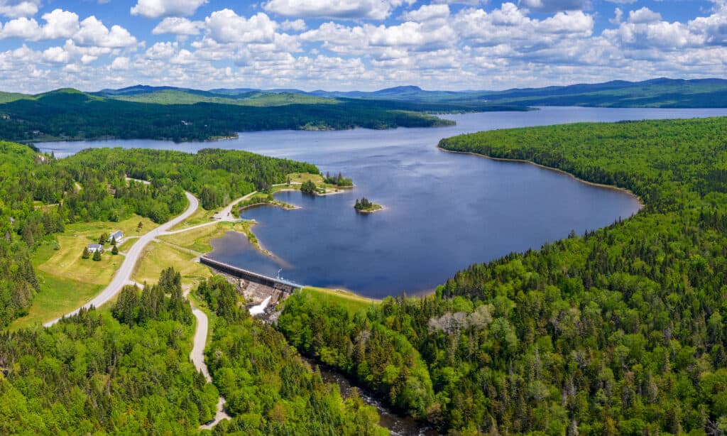 Primo lago Connecticut