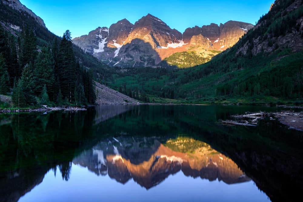 I posti migliori per sbirciare le foglie in Colorado: Maroon Bells 