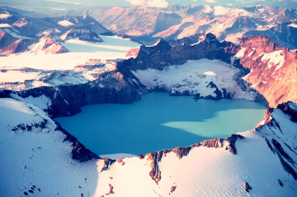 Lago craterico Katmai, Alaska
