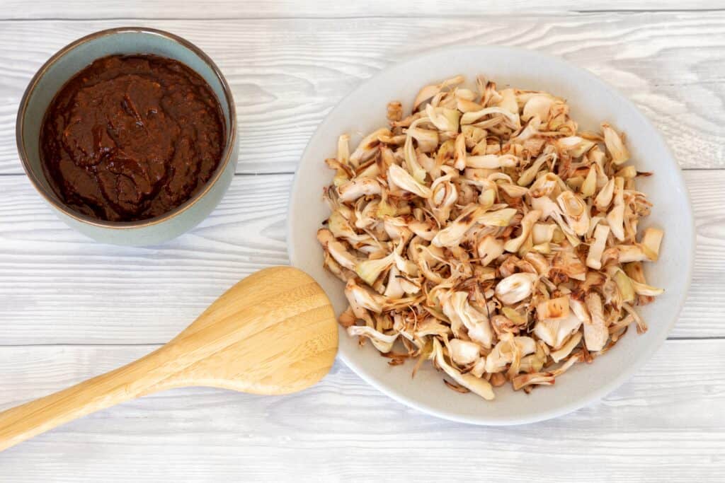 Jack fruit tritato usato come sostituto della carne