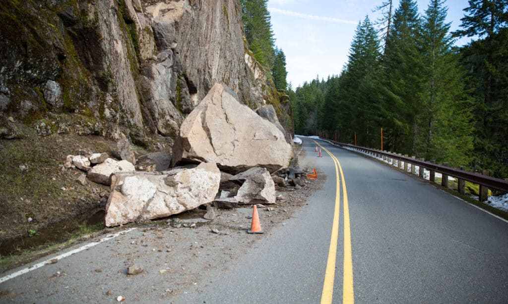 Oregon - Stato USA, Stati Uniti d'America, Frana, Strada, Masso - Roccia
