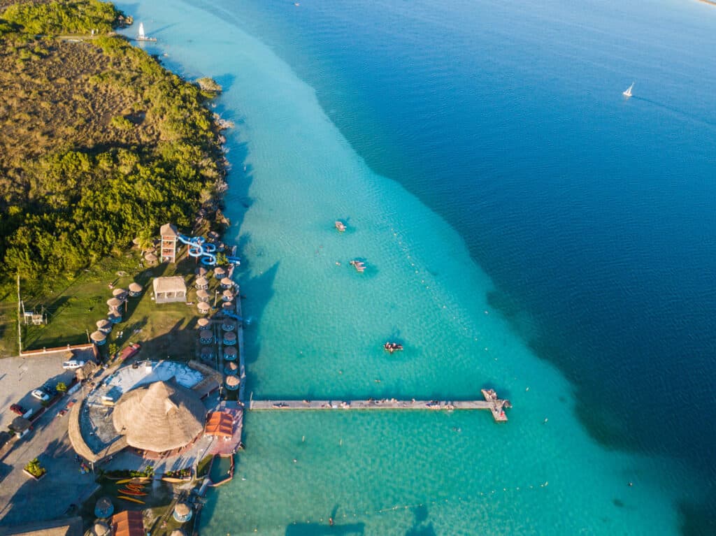Gli oceani sono i più grandi corpi idrici