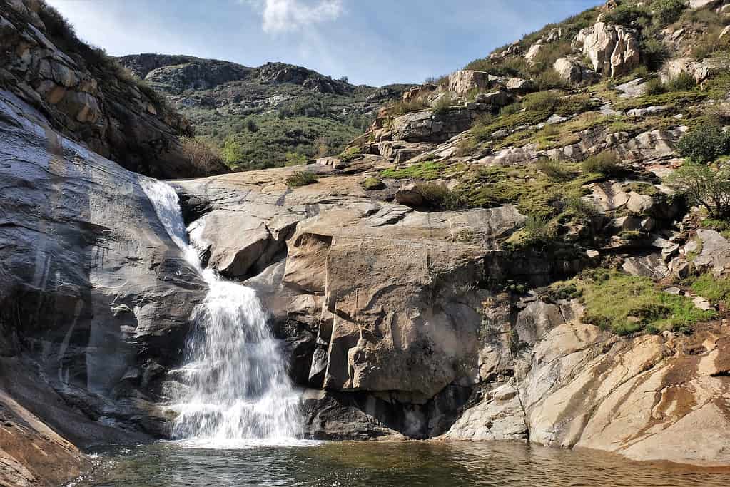 Three Sisters Falls nella foresta nazionale di Cleveland, vicino a San Diego - Swimming Holes Near San Diego