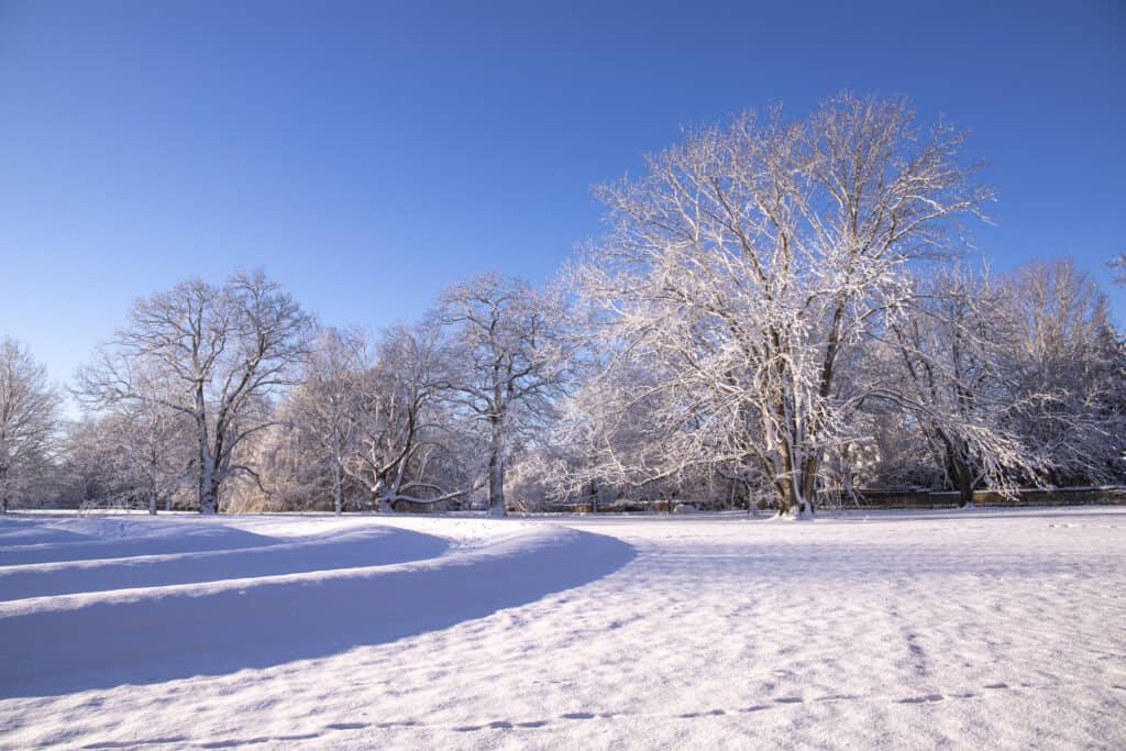 La neve copre Newport, Rhode Island in inverno