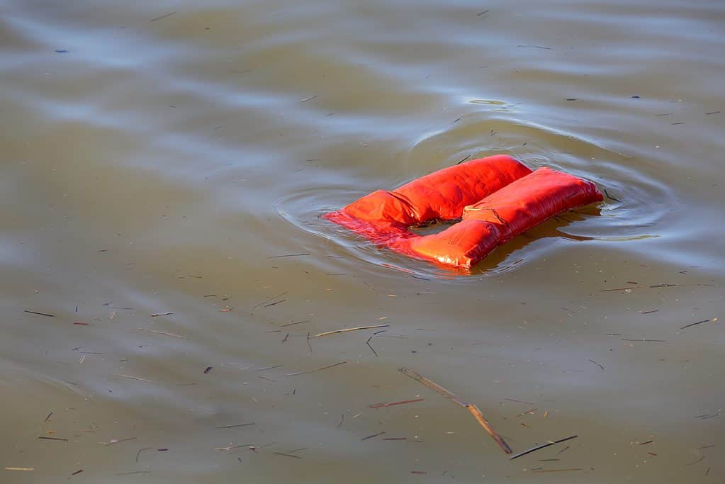 giubbotto di salvataggio