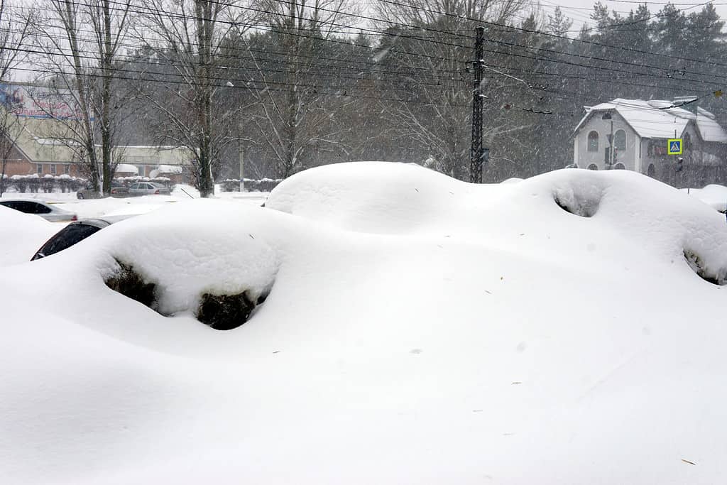 La più grande tempesta di neve in Indiana è stata nel 1974.