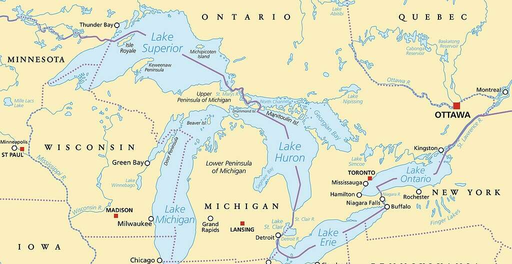 Mappa politica dei Grandi Laghi del Nord America.  Laghi Superiori, Michigan, Huron, Erie e Ontario.  Serie di grandi laghi d'acqua dolce interconnessi al confine tra Canada e Stati Uniti o in prossimità di esso.
