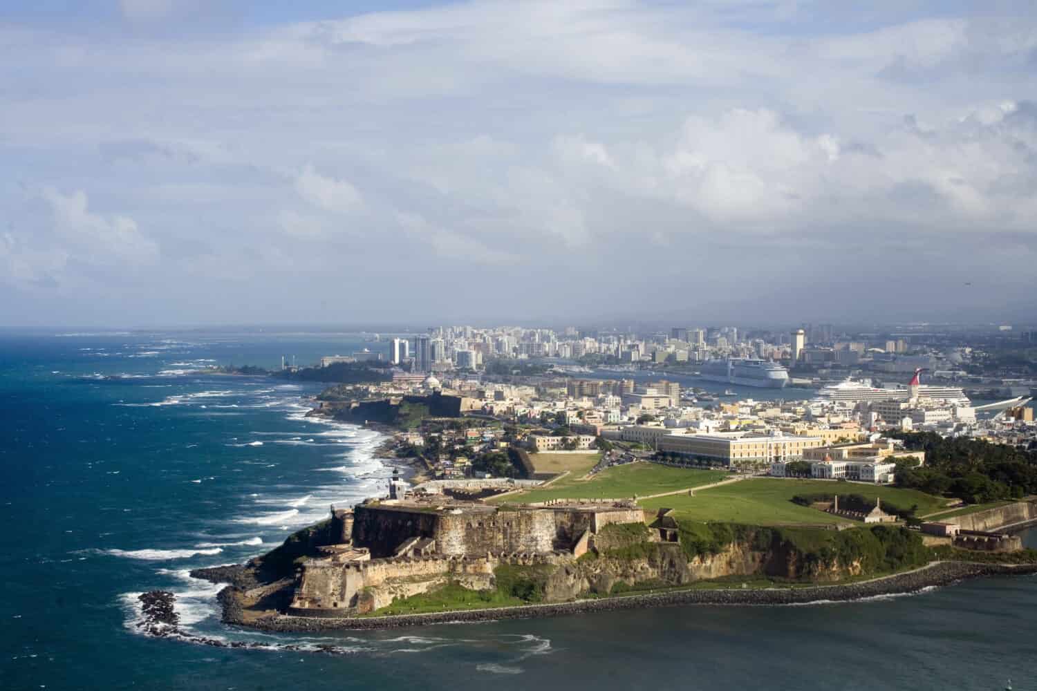 Vista aerea di El Morro nella vecchia San Juan Porto Rico.  