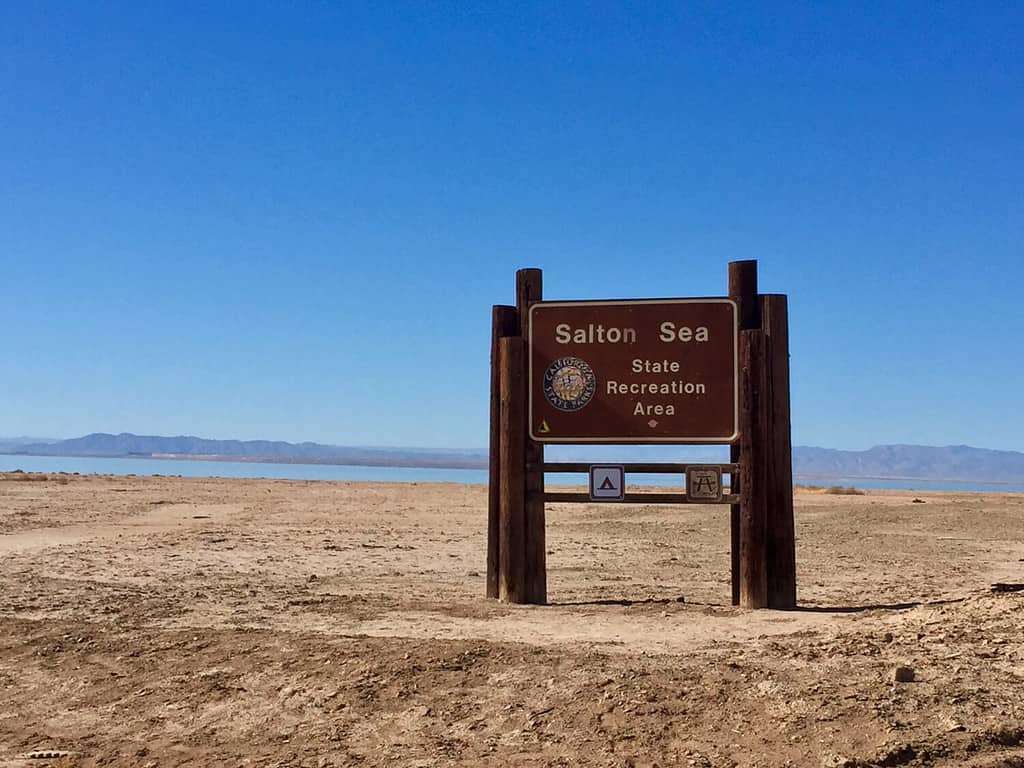 Cartello dell'area ricreativa dello stato della California del Salton Sea