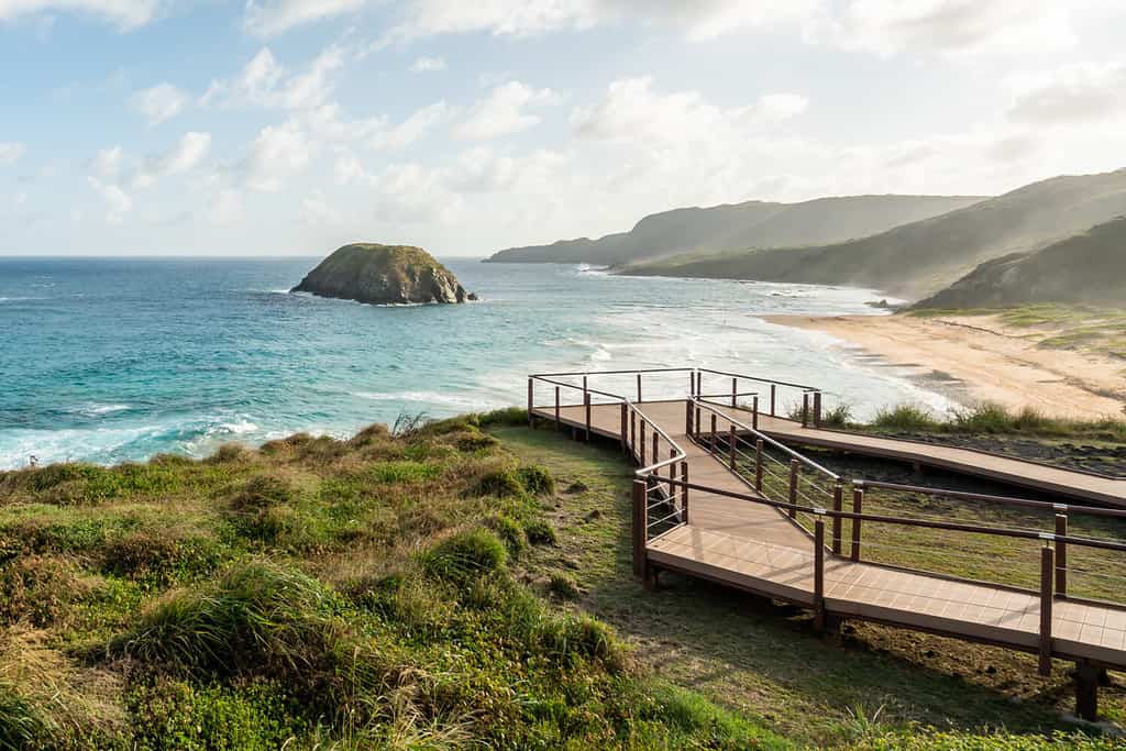 Splendida vista di Praia do Leao al Parco Nazionale Marino Fernando de Noronha, sito Patrimonio dell'Umanità dell'UNESCO, Pernambuco, Brasile, luglio 2019