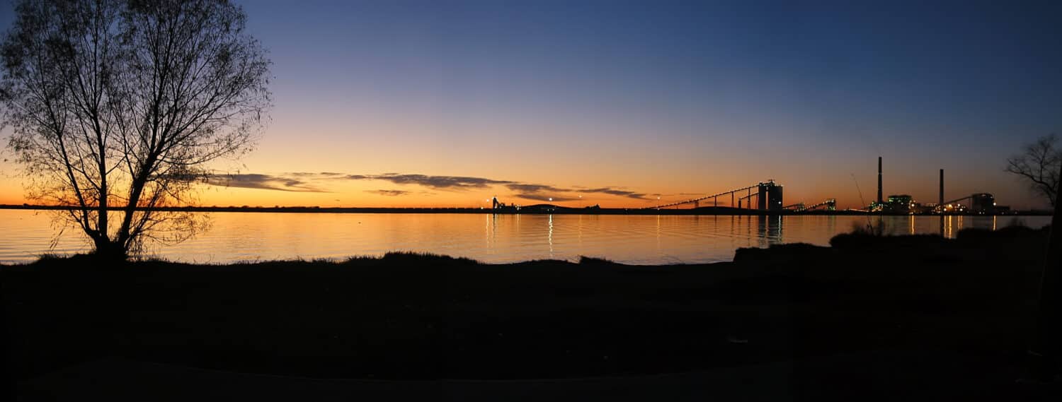 Tramonto sul lago Calaveras, TX