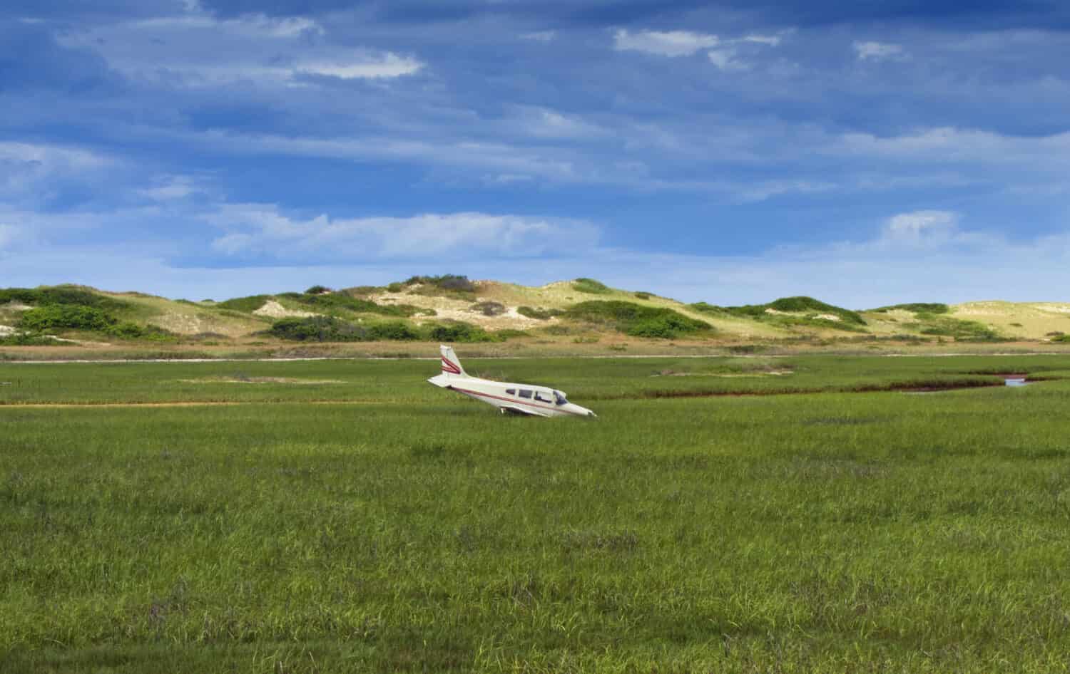 Piccolo incidente aereo dell'aviazione generale poco prima dell'aeroporto di Provincetown