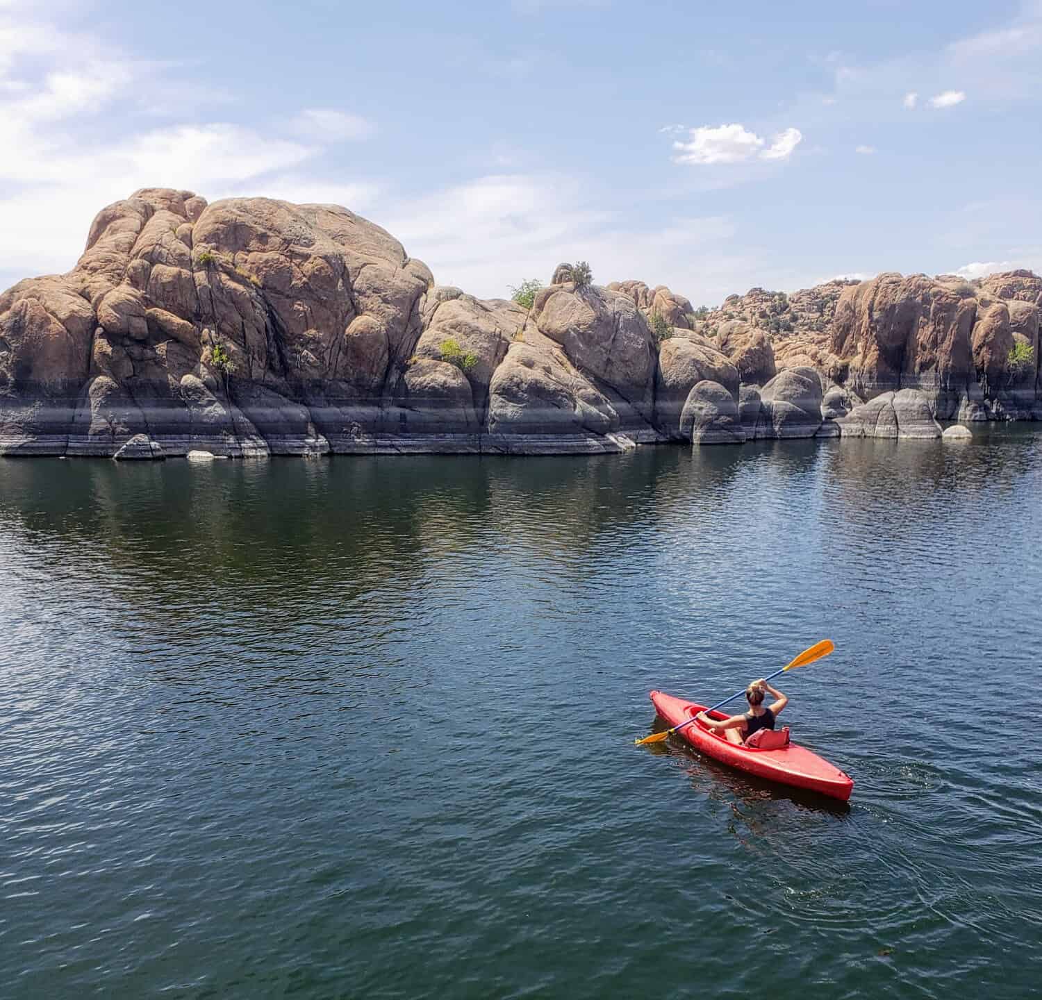 Red Kayaker al lago Watson, Arizona
