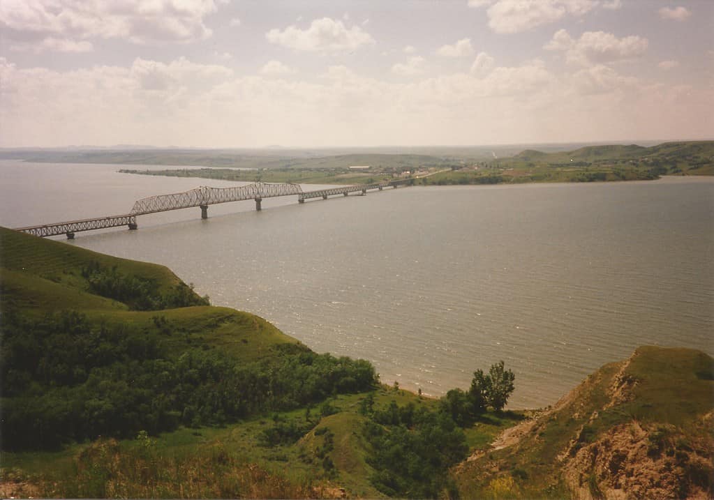 Il Four Bears Bridge nel North Dakota è il ponte più lungo dello stato.