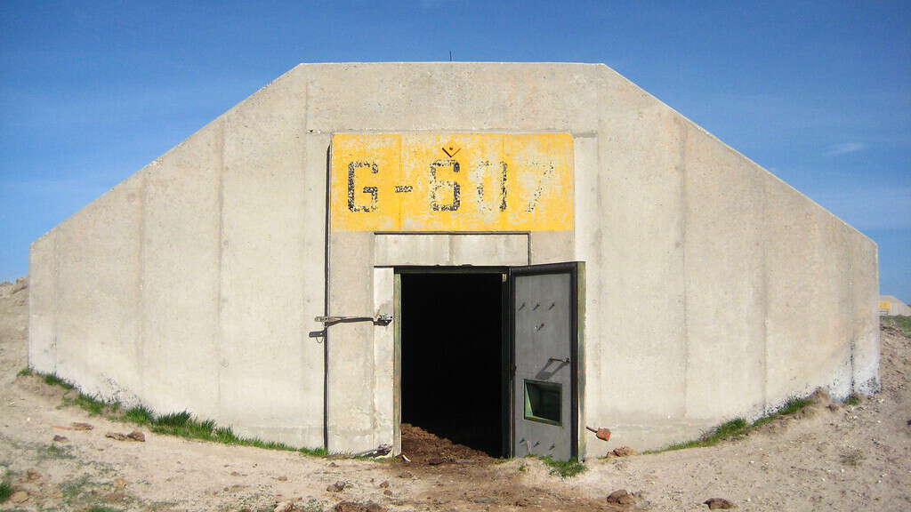 Un edificio per il deposito di munizioni, o