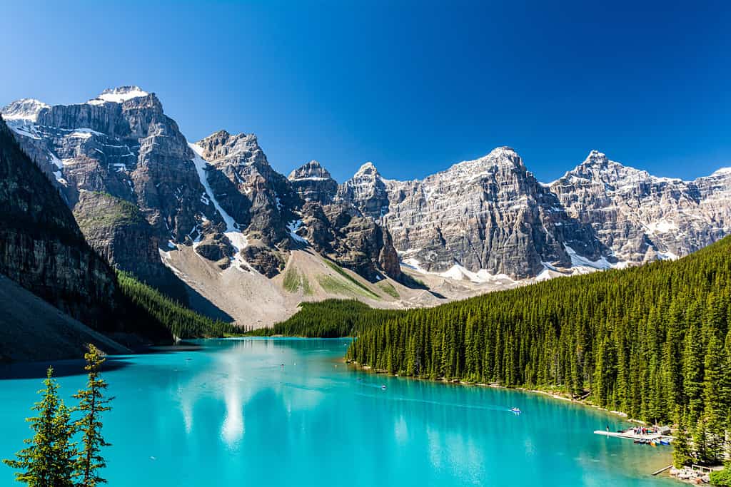 Posto fantastico per essere sulla terra. Lago Moraine, Parco Nazionale di Banff, Alberta, Canada