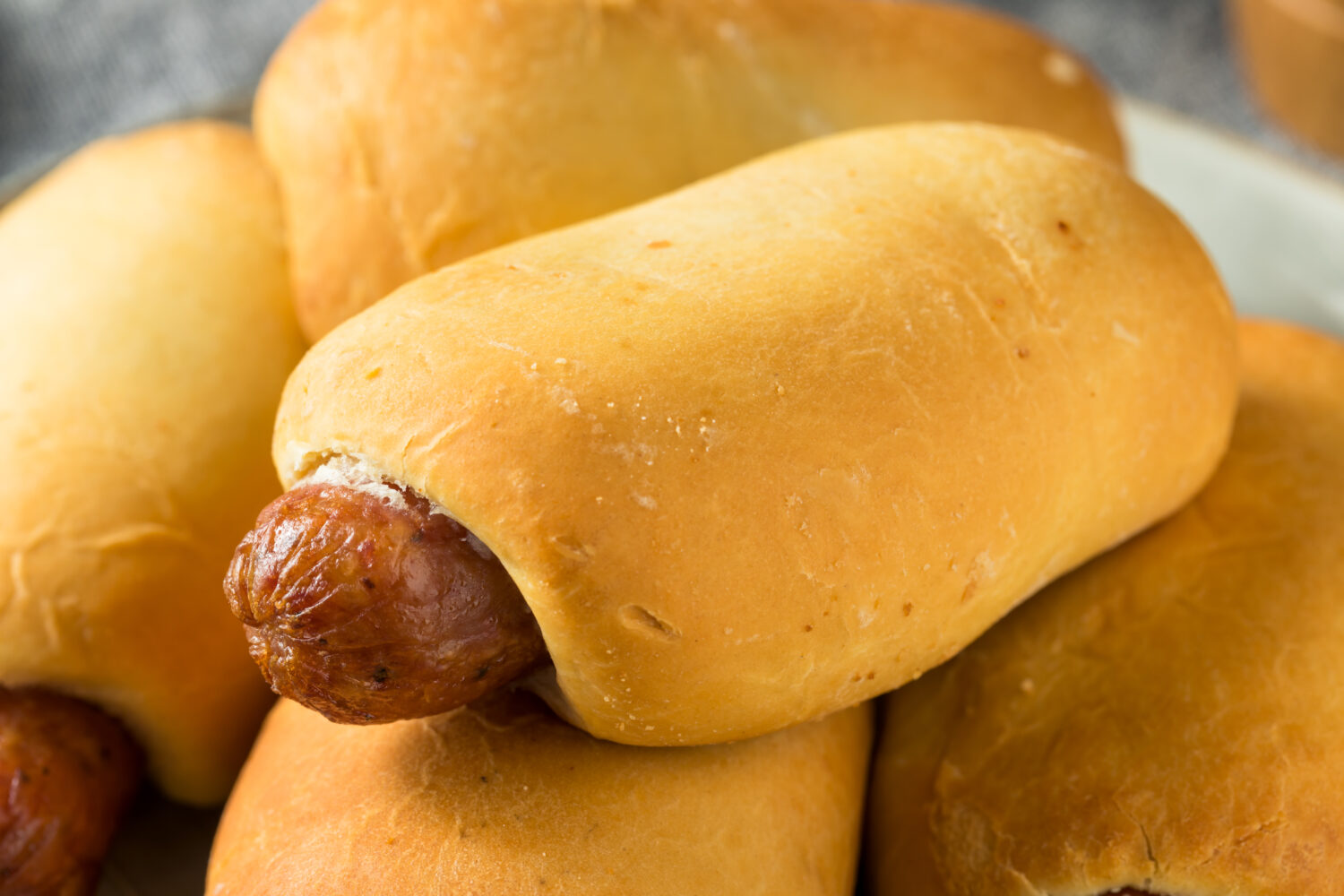 Salsiccia di manzo fatta in casa Kolache pronta da mangiare