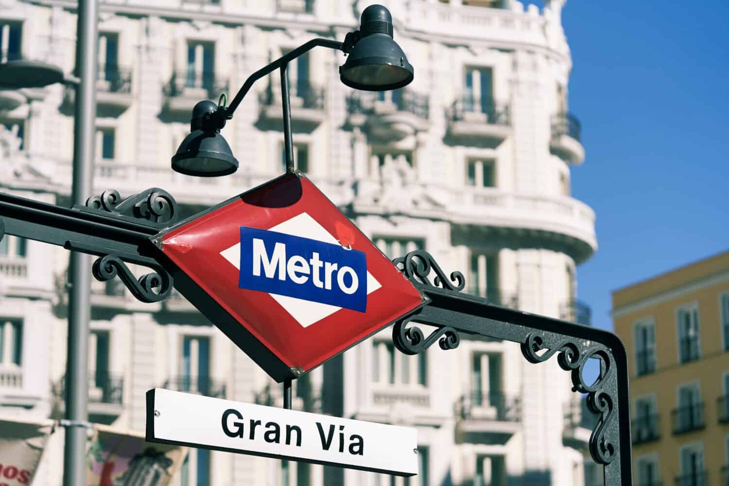 Stazioni della metropolitana nella città di Madrid     