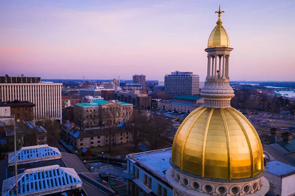 Antenna del bellissimo tramonto a Trenton nel New Jersey