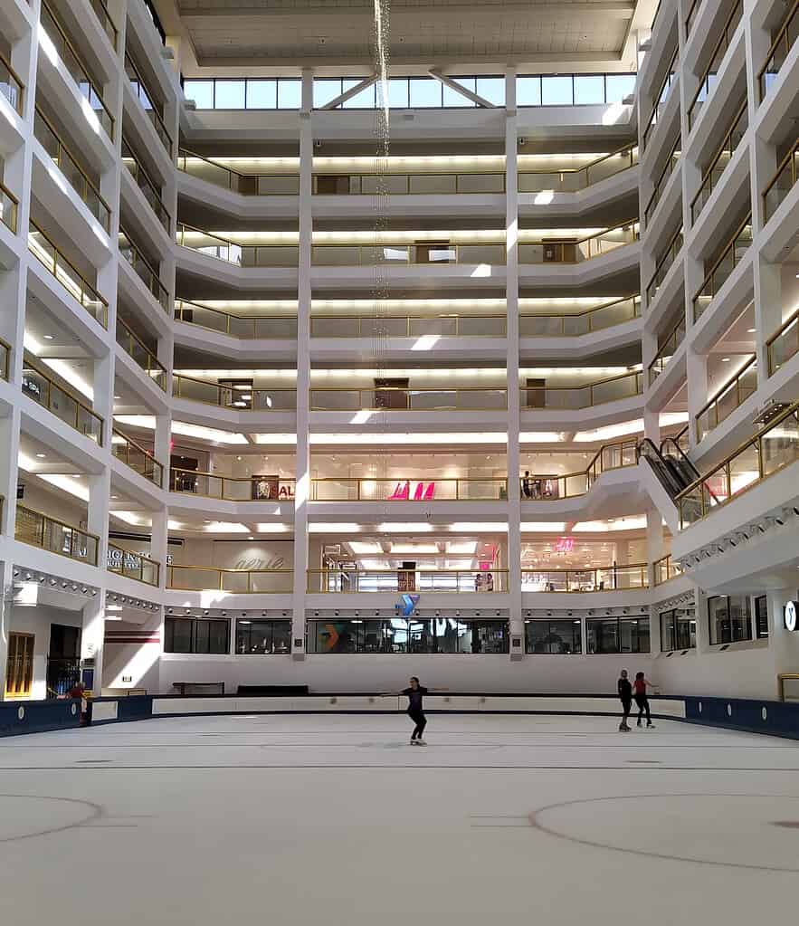 Centro commerciale Diamond Center Alaska