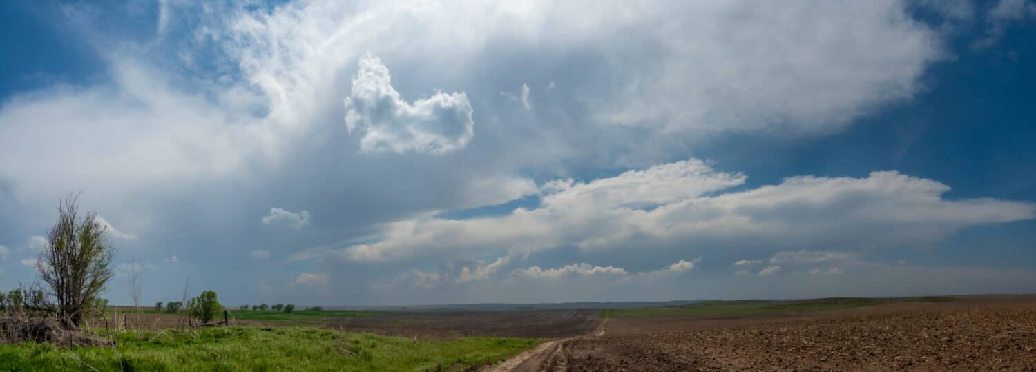 Sistemi di tempesta vicino a McCook, Nebraska, il 17 maggio 2019