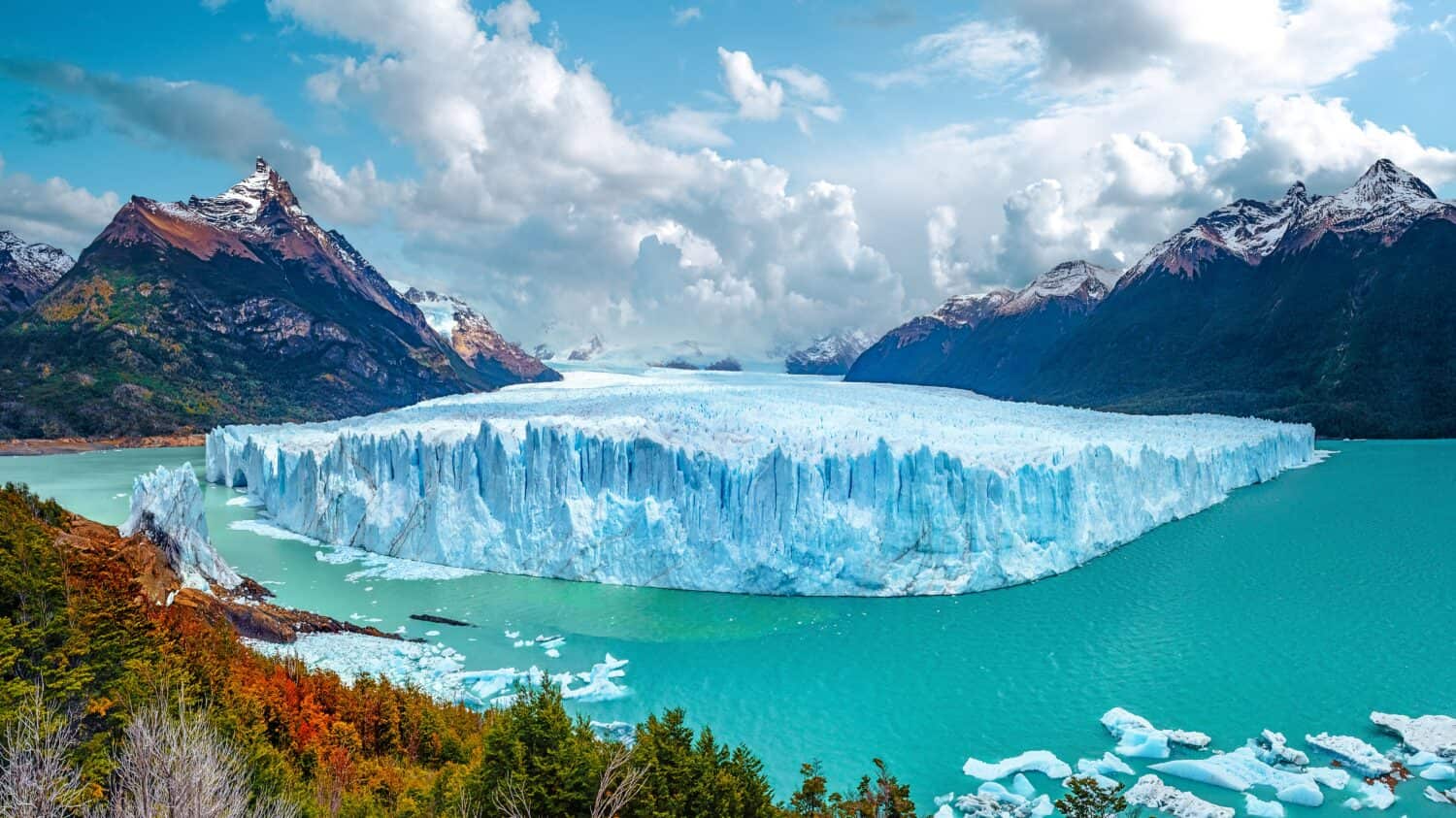Ghiacciaio Perito Moreno, situato nel Parco Nazionale Los Glaciares. Patagonia. Argentina