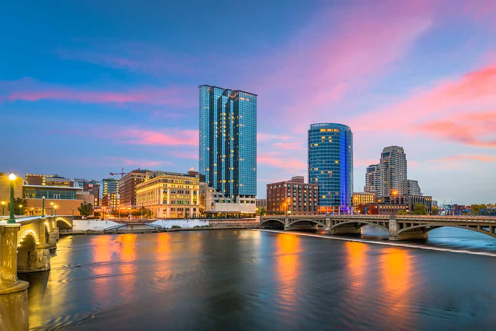Orizzonte del centro di Grand Rapids, Michigan, Stati Uniti