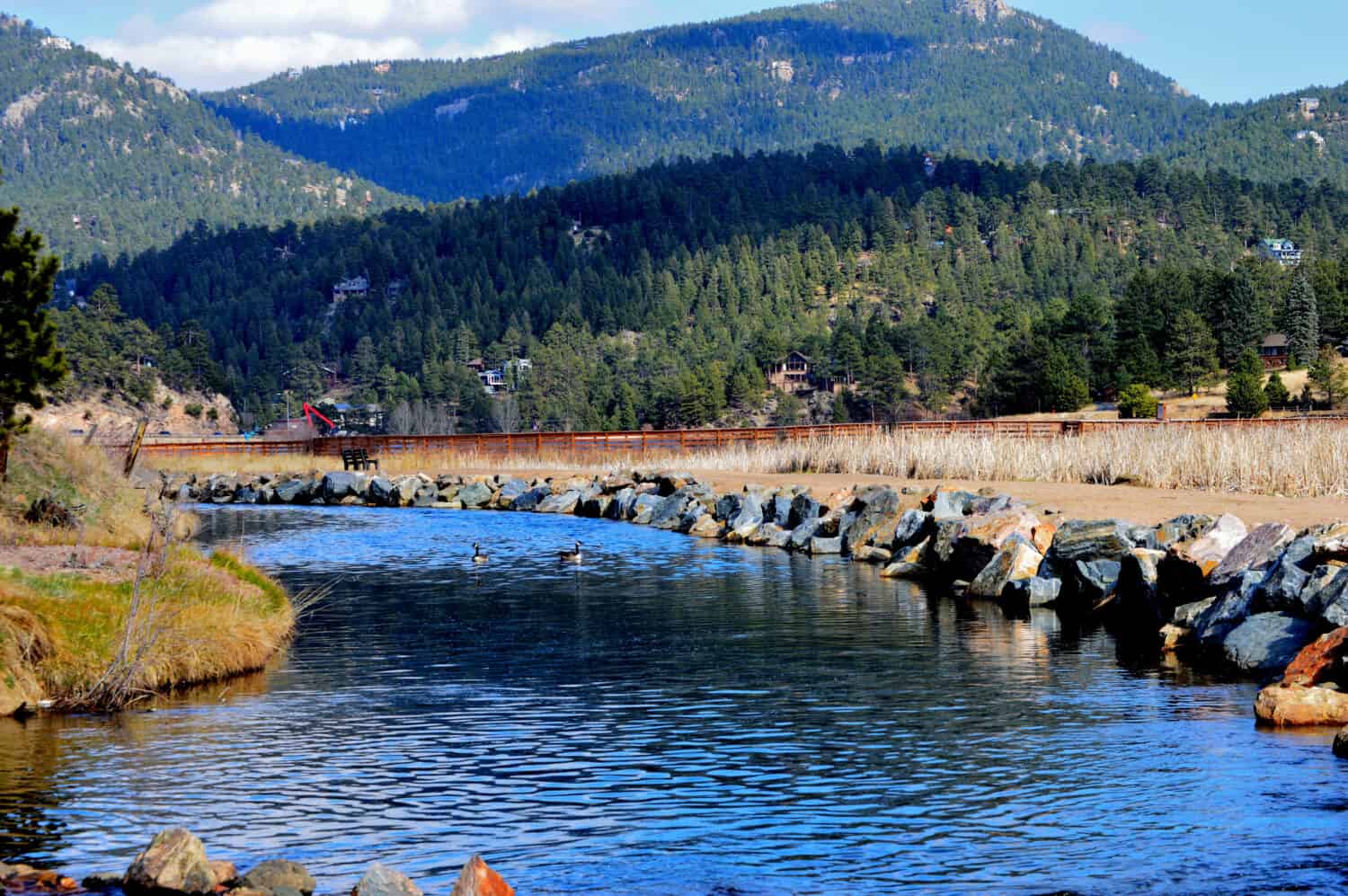 Lago Colorado sempreverde