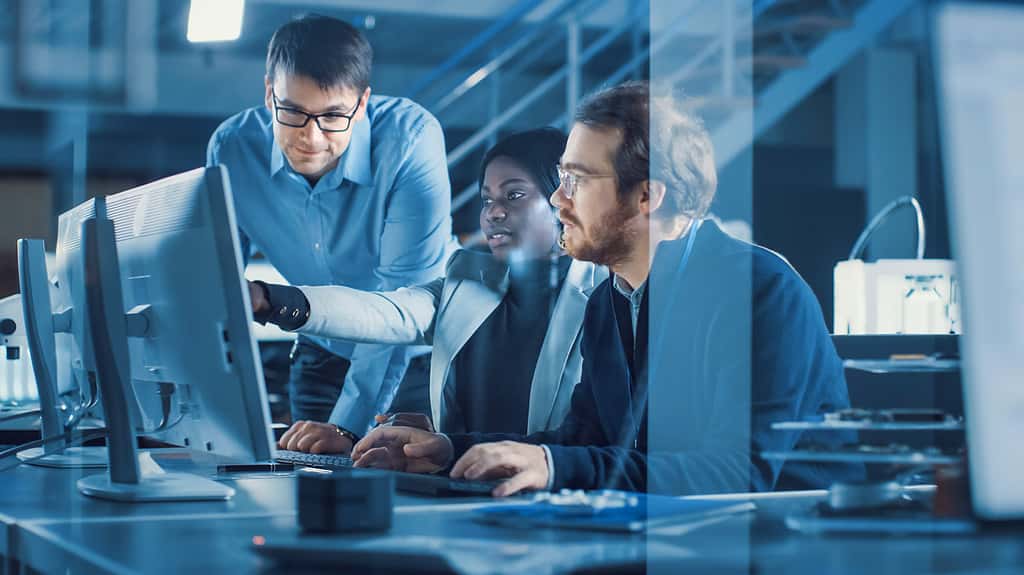 Professionisti dell'ingegnere dello sviluppo elettronico