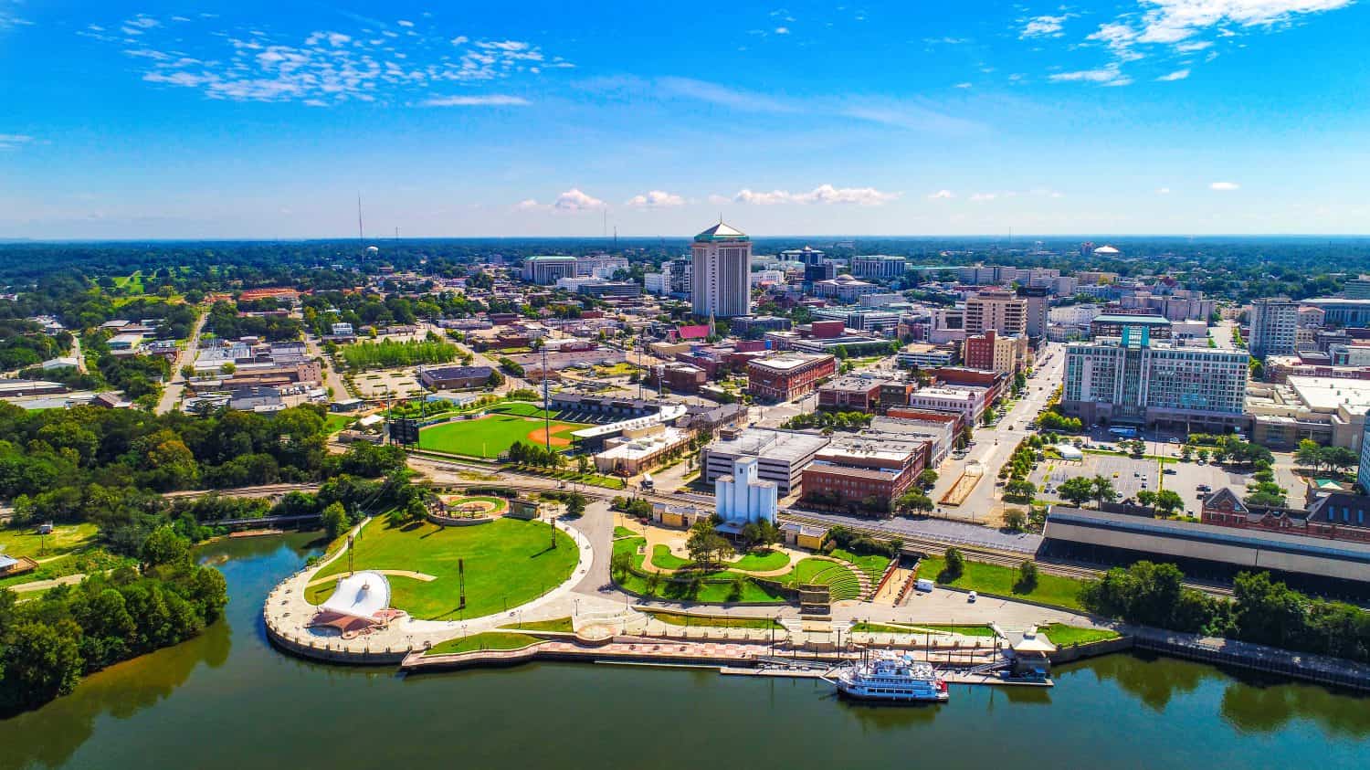 Drone Veduta aerea del centro di Montgomery Alabama AL Skyline
