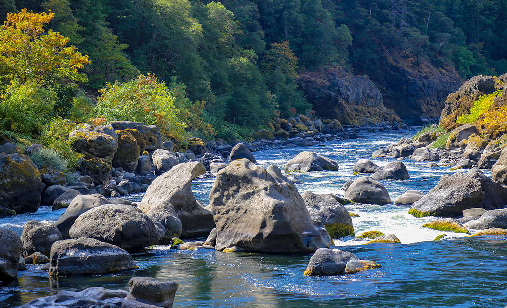 Blossom Bar rapido sul fiume Rogue, Oregon