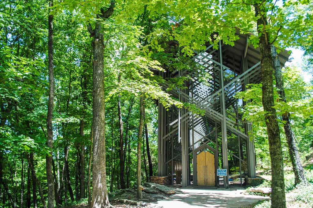 Chiesa Thorncrown Chapel a Eureka Springs, Arkansas, progettata da E. Fay Jones.