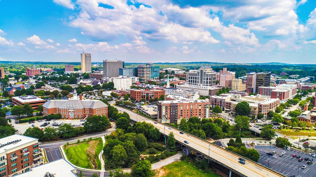 Antenna drone dello skyline del centro di Greenville, Carolina del Sud