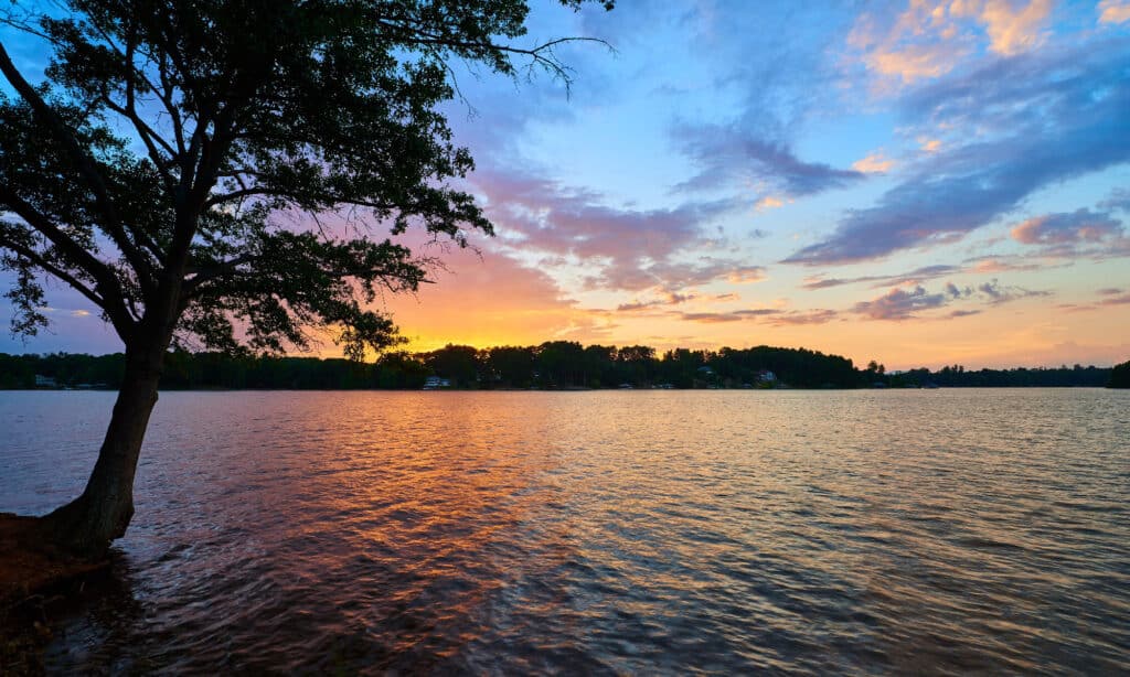 Lago Keowee