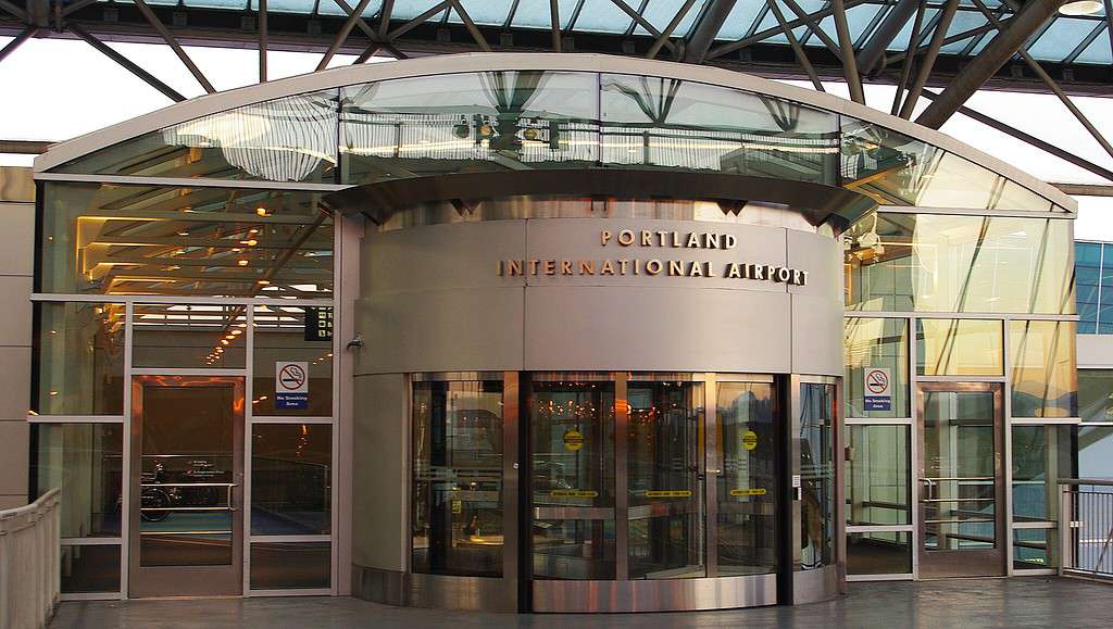 Ingresso dell'aeroporto internazionale di Portland
