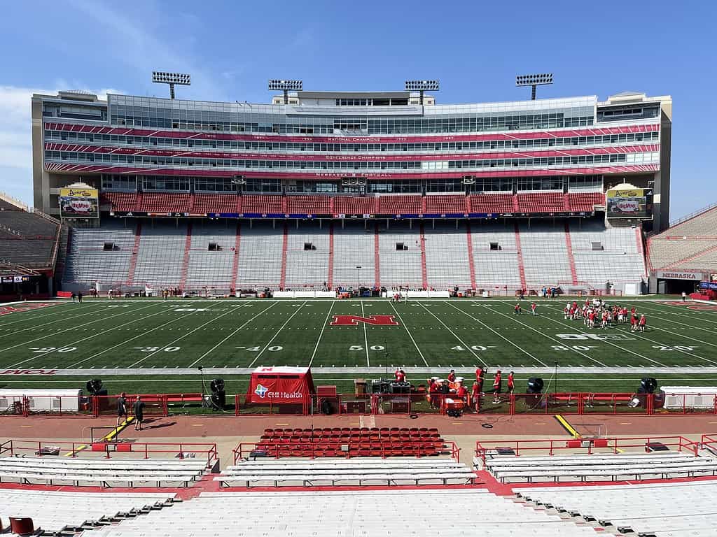 Gli 8 stadi più grandi del Nebraska
