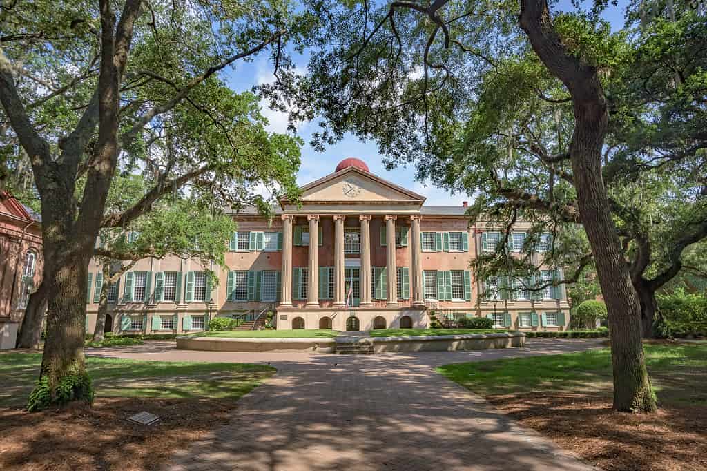 Randolph Hall, Collegio di Charleston