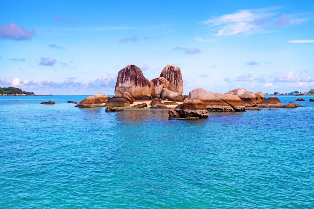 Isola di Batu Belayar a Belitung, isola di Bangka Belitung, Indonesia